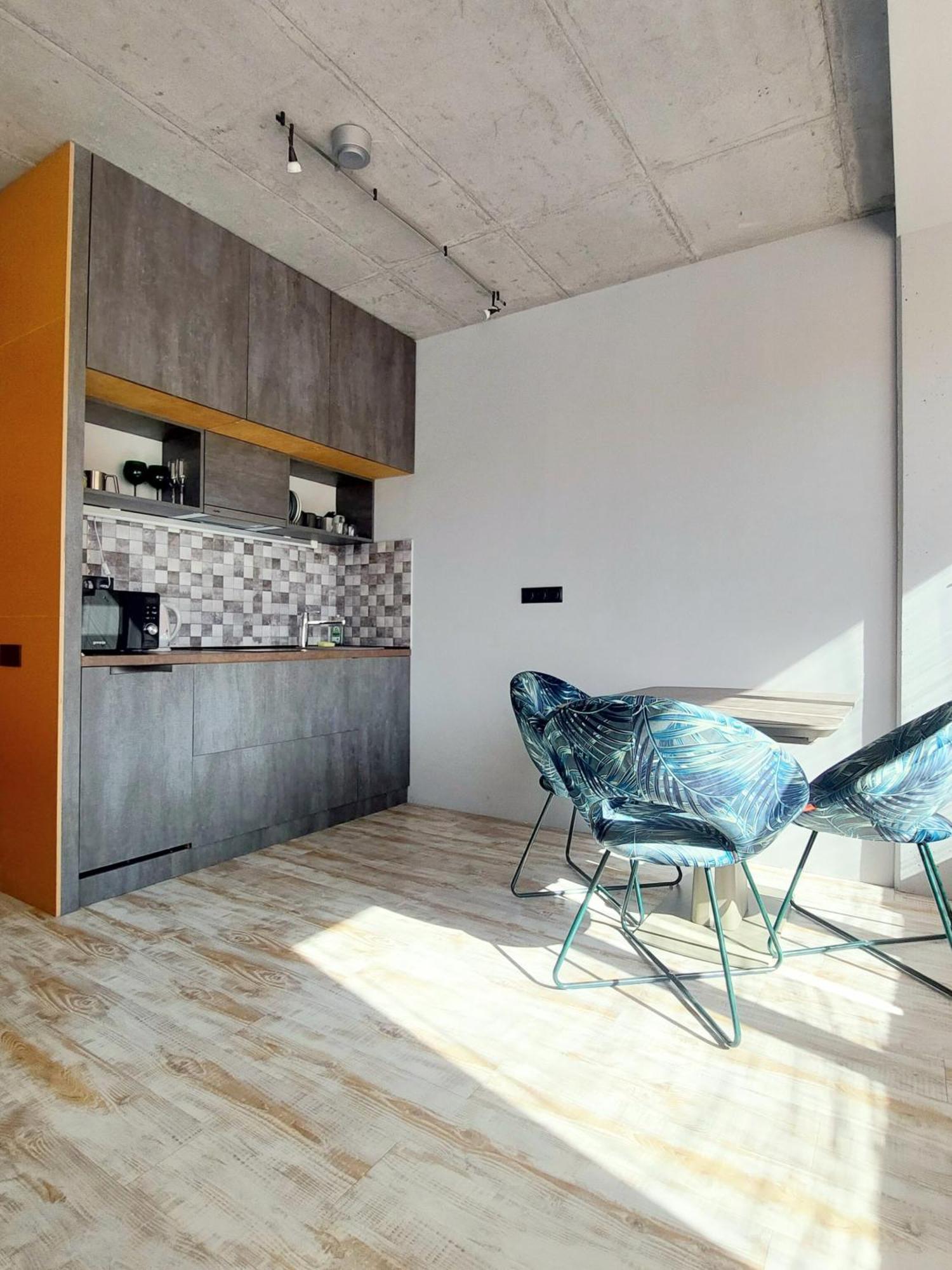 L1apartment *